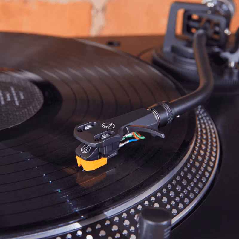 Доза Audio-Technica АТ-VM95EN Доза Audio-Technica АТ-VM95EN,Доза,Audio-Technica АТ-VM95EN,ММ Доза,Audio-Technica,АТ-VM95EN,Стерео,Грамофон,Cartrige,Turntable;